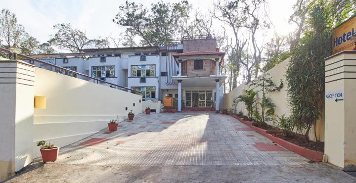 Hotel Kc Yercaud Esterno foto